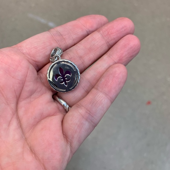 Judith Ripka SS and amethyst CZ pendant - Picture 3 of 4